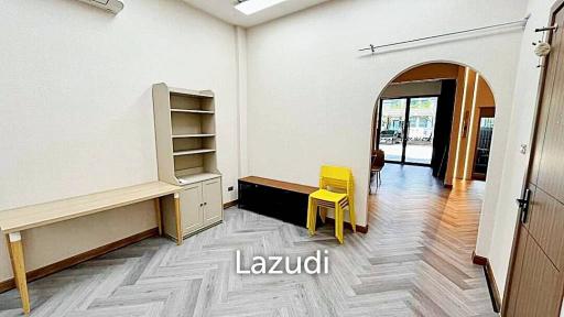 Home office for sale in Donmueng
