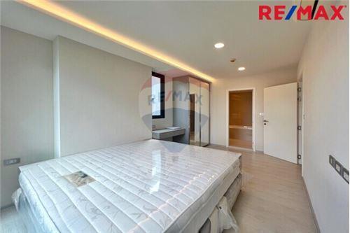 62 Sqm., 2 Beds, 2 Baths House listed for ฿ 8,990,000.
