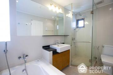 3-BR Apt. near MRT Sukhumvit