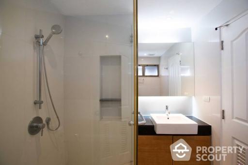 3-BR Apt. near MRT Sukhumvit