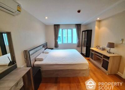 2-BR Condo at Le Nice Ekamai Condominium near BTS Ekkamai