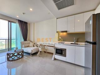 1 Bedroom Condo in The Riviera Jomtien Jomtien C011375