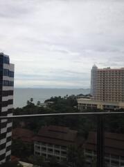 Condo for rent in Pattaya, netpoint condo, move in ready , looks good.