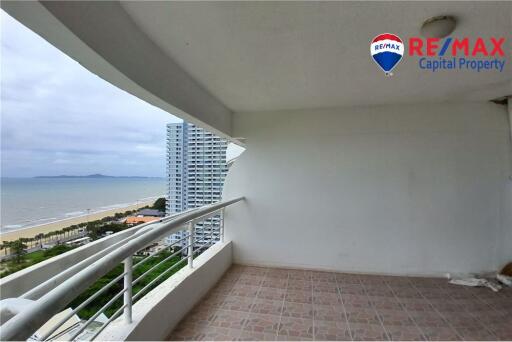 1 Bedroom for sale in Metro Jomtien condotel