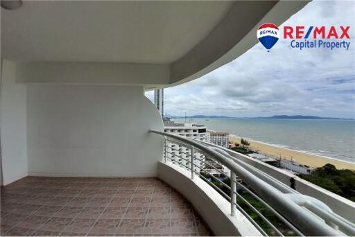 1 Bedroom for sale in Metro Jomtien condotel