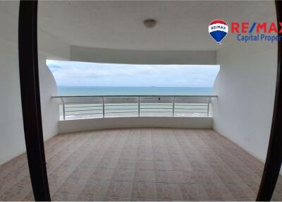 1 Bedroom for sale in Metro Jomtien condotel