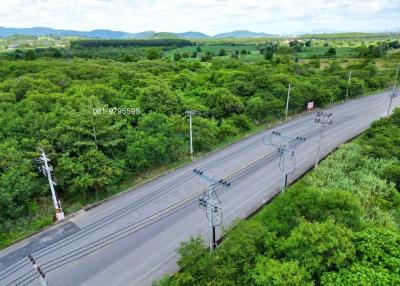 Offering land in Sriracha, Chonburi, beautiful plot, purple color, next to an industrial estate,