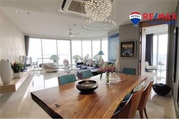 Luxurious 3Bedroom Condo in The Cove with Sea View