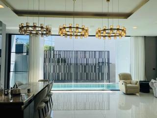 Belgravia Exclusive Pool Villa Bangna Rama 9 Five bedroom house for sale