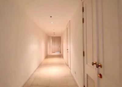 Athenee Residence 3 bedroom condo for sale