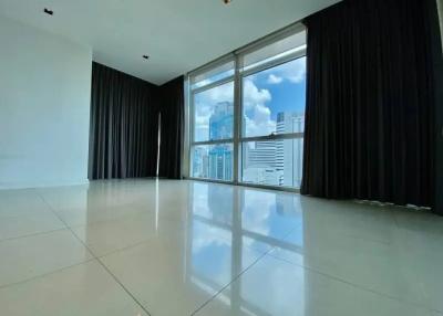 Athenee Residence 3 bedroom condo for sale