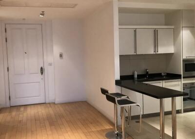 Athenee Residence 2 bedroom condo for rent