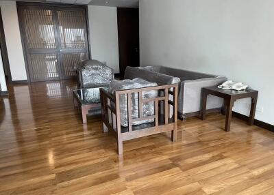 Vasu The Residence 3 bedroom apartment for rent