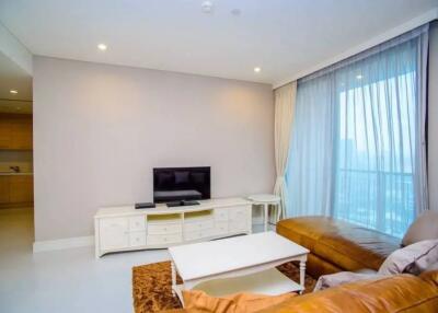 Aguston Sukhumvit 22 Three bedroom condo for rent