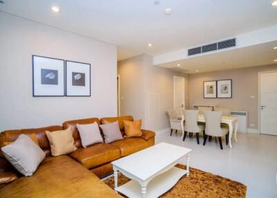 Aguston Sukhumvit 22 Three bedroom condo for rent