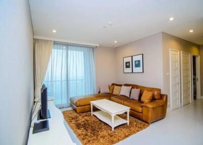 Aguston Sukhumvit 22 Three bedroom condo for rent