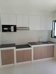Centro Bangna 4 bedroom house for rent and sale