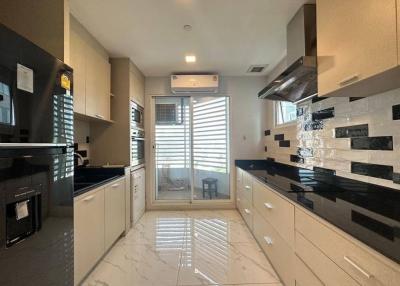 Ideal 24 Four bedroom condo for rent