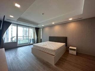 Ideal 24 Four bedroom condo for rent