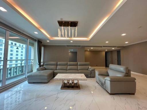 Ideal 24 Four bedroom condo for rent