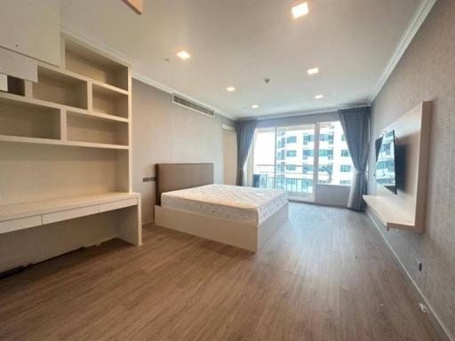 Ideal 24 Four bedroom condo for rent