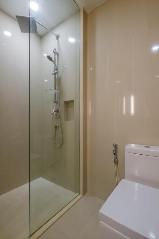 Hyde Sukhumvit 13 Three bedroom condo for rent