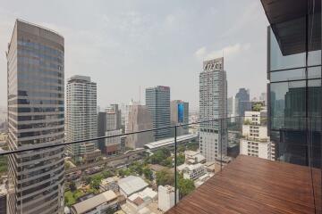 The Ritz-Carlton Residences 3 bedroom luxury property for sale