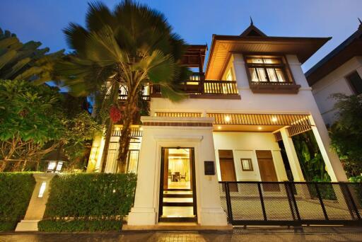 L&H Villa Sathorn 4 bedroom house for rent