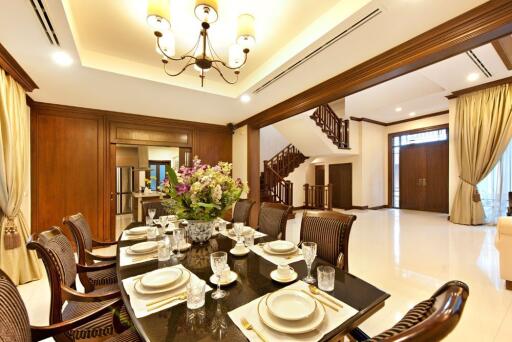 L&H Villa Sathorn 4 bedroom house for rent