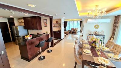 Piyathip Place 4 bedroom penthouse for rent