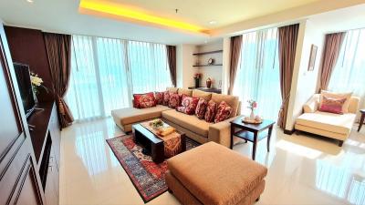 Piyathip Place 4 bedroom penthouse for rent