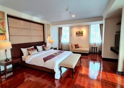 Piyathip Place 4 bedroom penthouse for rent