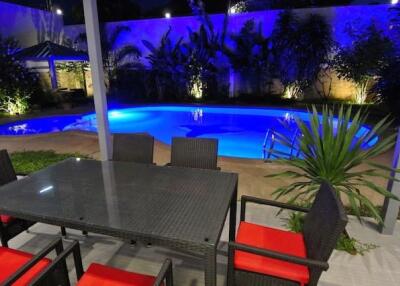 Pool Villa for sale in Pattaya 6 bedroom