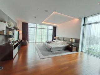 The Residences at St. Regis Bangkok 4 bedroom condo for sale and rent