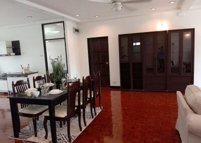 Swasdi Mansion 3 bedroom apartment for rent