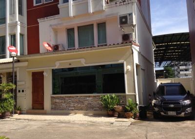 House for sale at Moobaan Rawipa