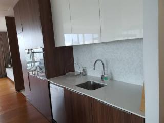 185 Rajdamri 3 bedroom condo for rent