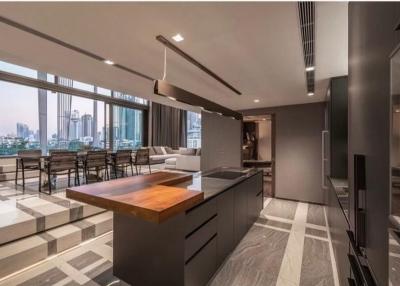 Penthouse with pool for sale at Fynn Sukhumvit 31