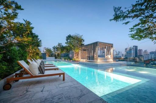 Penthouse with pool for sale at Fynn Sukhumvit 31