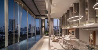 Penthouse with pool for sale at Fynn Sukhumvit 31