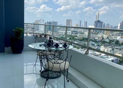 Watermark Chaophraya 4 bedroom penthouse for sale