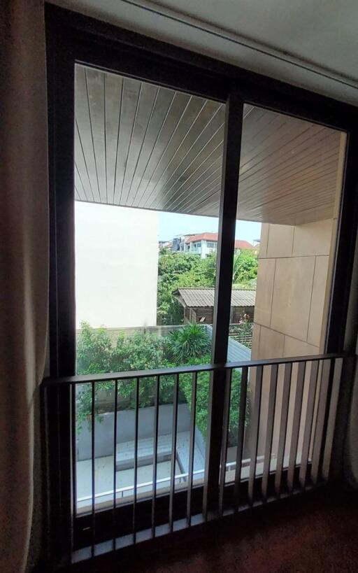 Baan Lux Sathorn 3 bedroom house with pool for rent