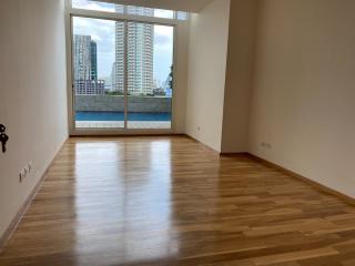 The Empire Place 3 bedroom penthouse for rent