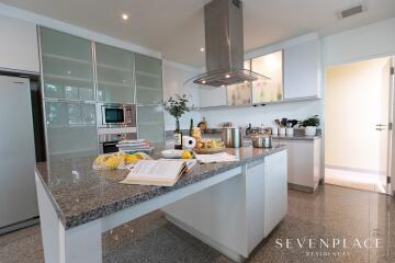 3 bedroom apartment for rent at Seven Place Residences