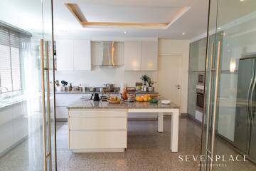 Seven Place Residences 3 bedroom apartment for rent