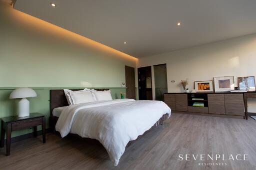 Seven Place Residences 3 bedroom apartment for rent