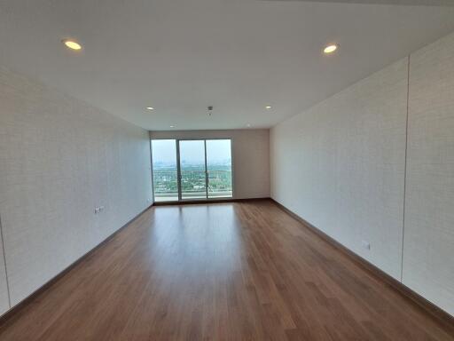 Supalai Riva Grande Penthouse for sale