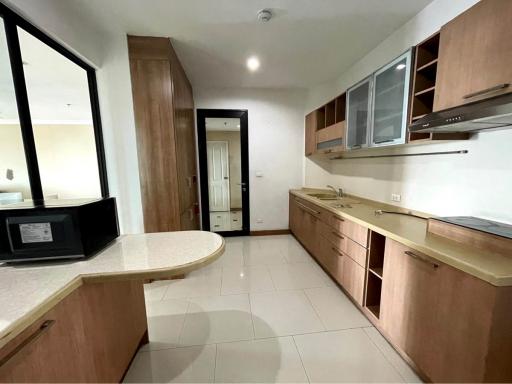 Supalai Casa Riva 3 bedroom condo for sale with tenant