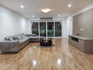 G.M. Tower 4 bedroom apartment for rent