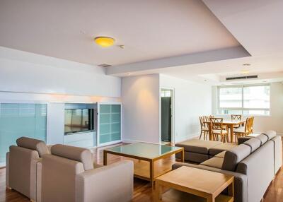 Krungthep Thani Tower 3 bedroom apartment for rent